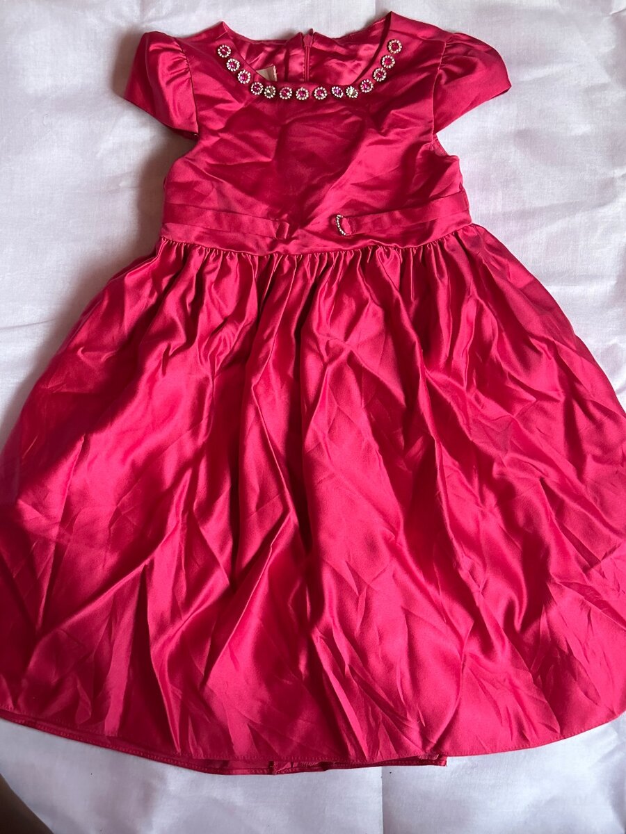 Girl dress (Thrift)