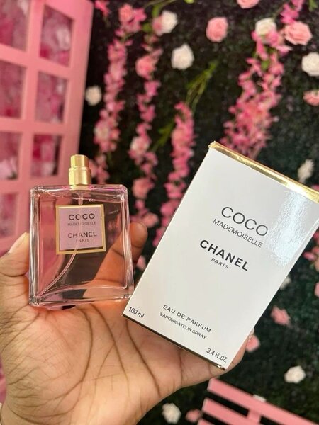 Unisex perfumes