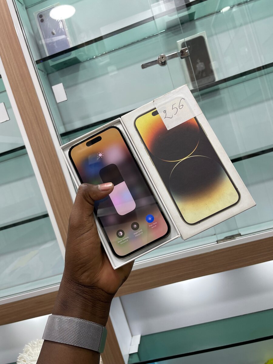 iPhone 14pro 256GB