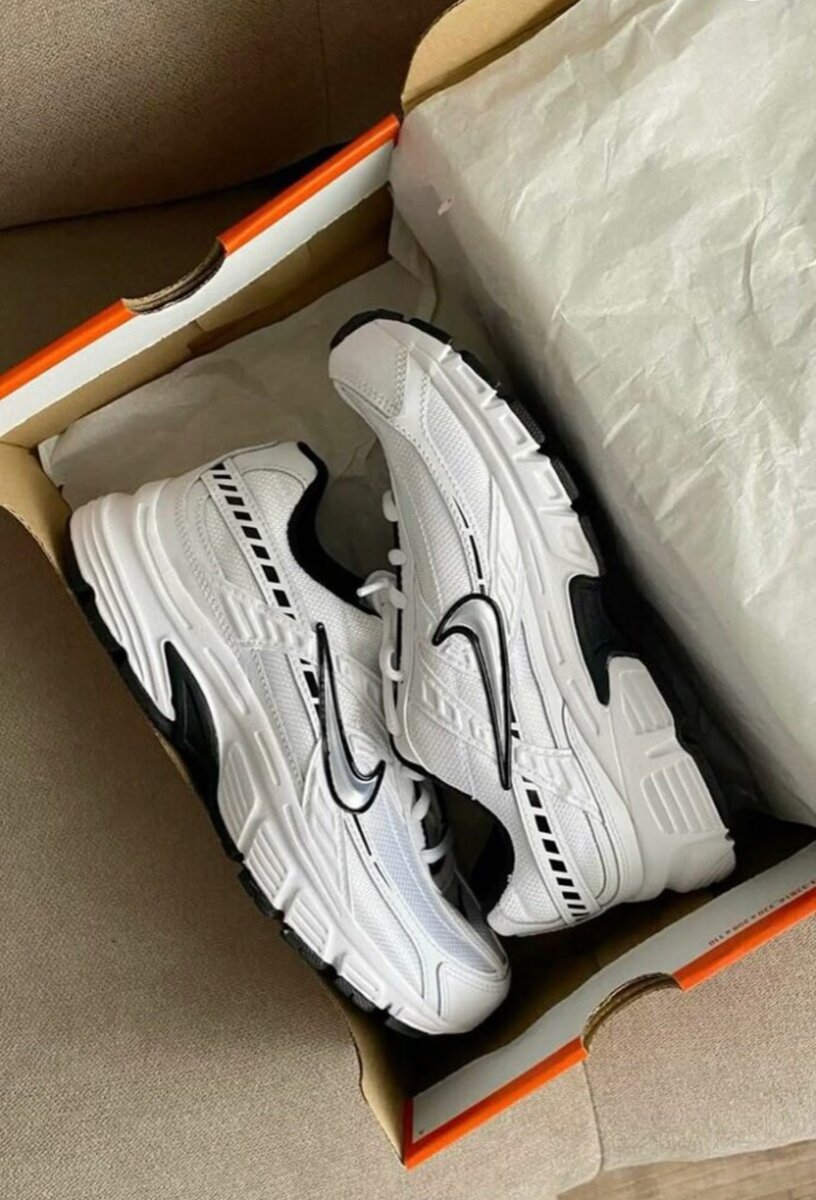 NIKE INITIATOR 43