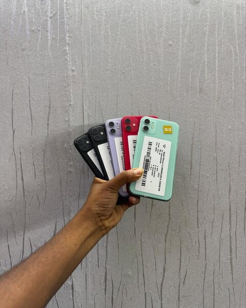 iPhone 11