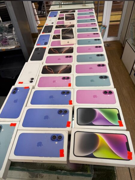 iPhone 16