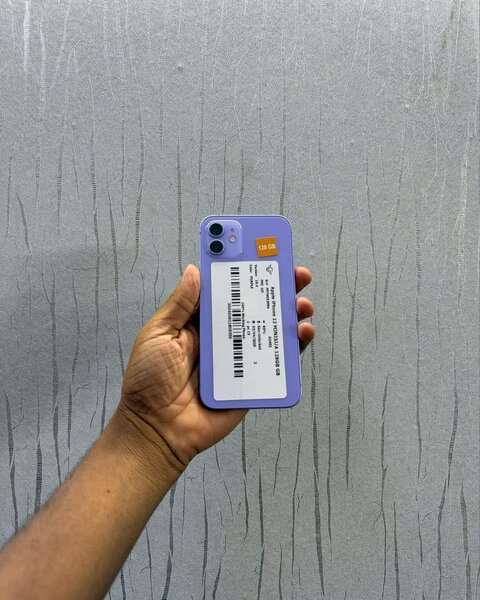 iPhone 12