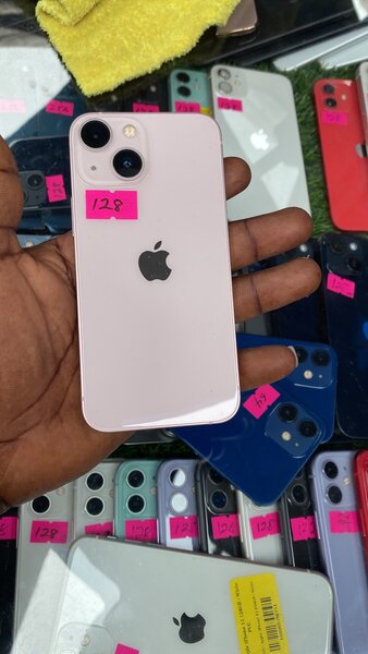 iPhone 13