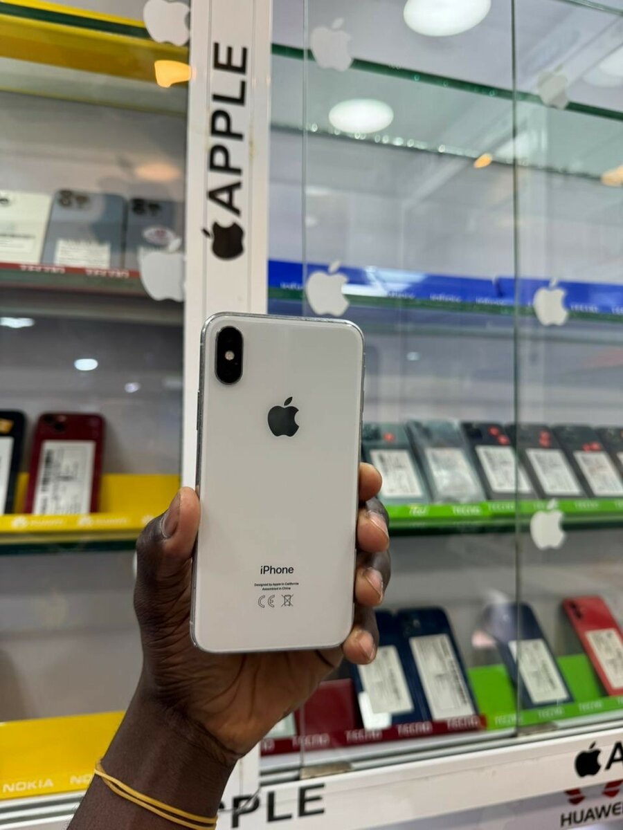 iPhone X 64giga sans Face ID