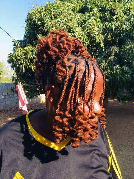 Knotless braids