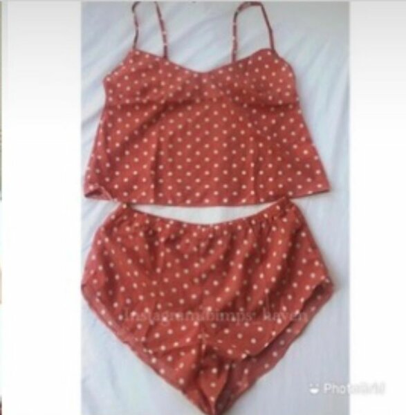 NIGHTWEARS
