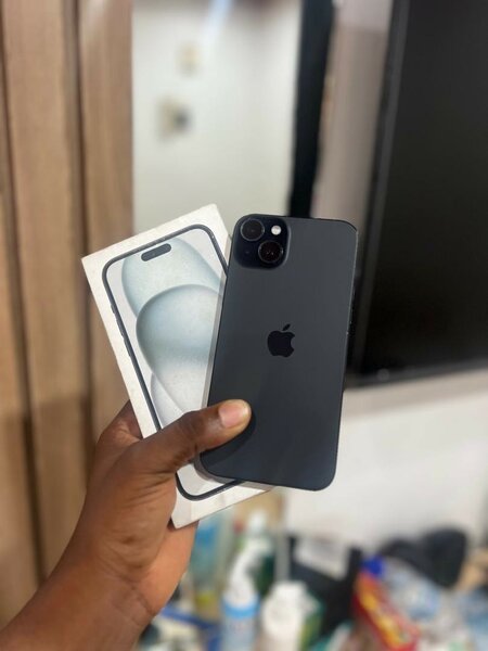 iPhone 15 plus