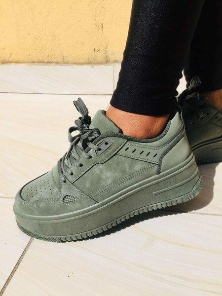 Female sneakers