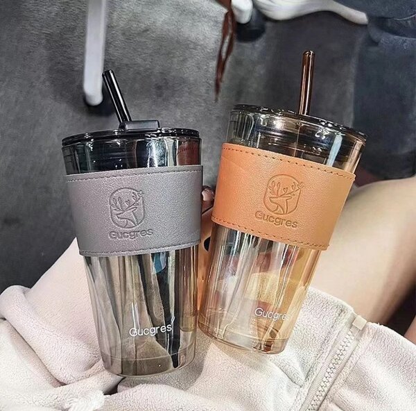 Glass cup