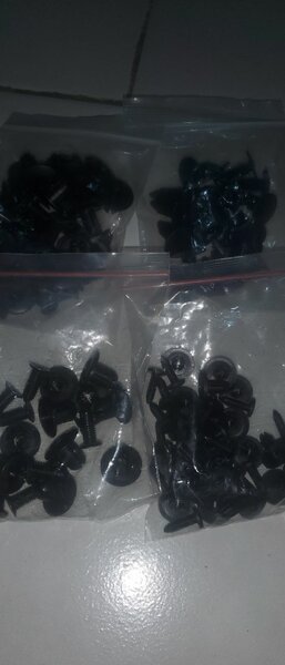 Clips de fixation 70 pcs