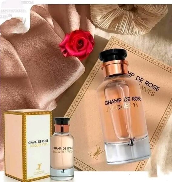 CHAMP DE ROSE