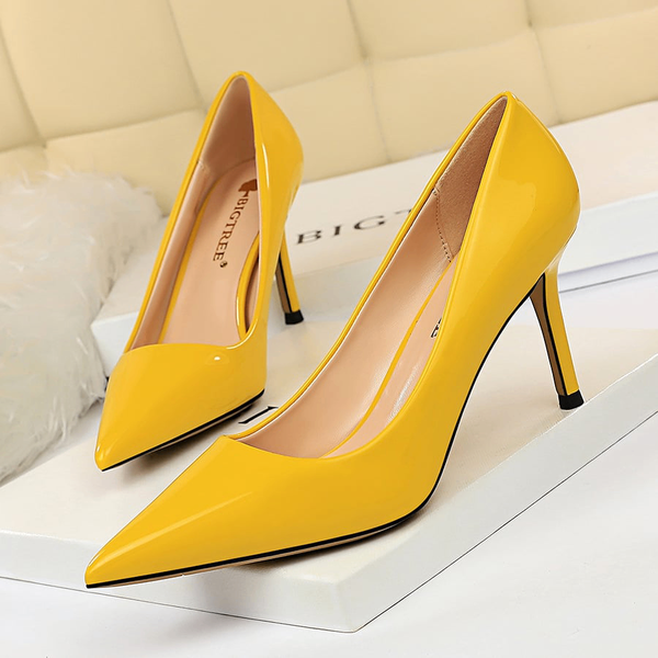 Ladies heel