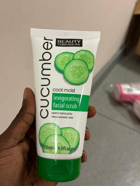 Facial scrub