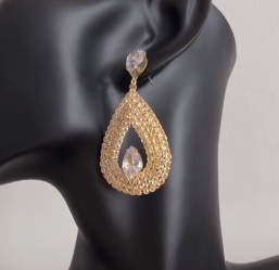Earings 