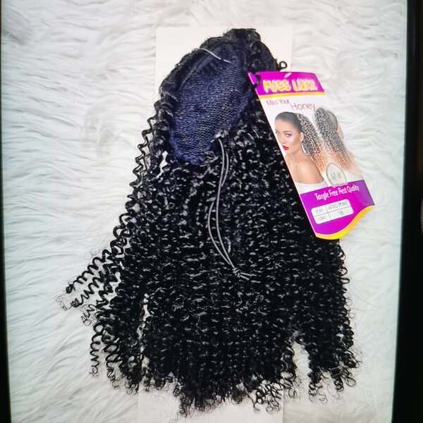 Curls pony