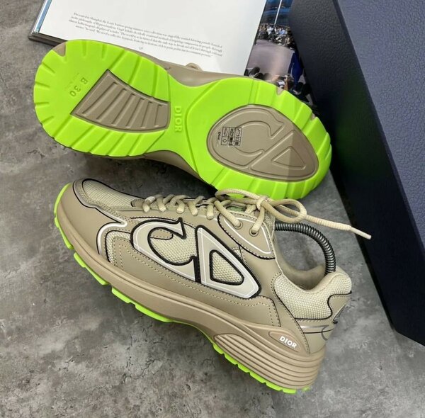 CD DIOR SNEAKER