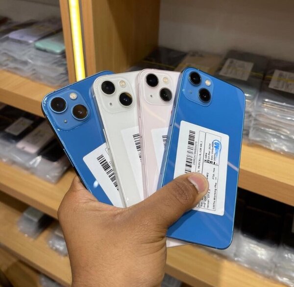 iPhone 13