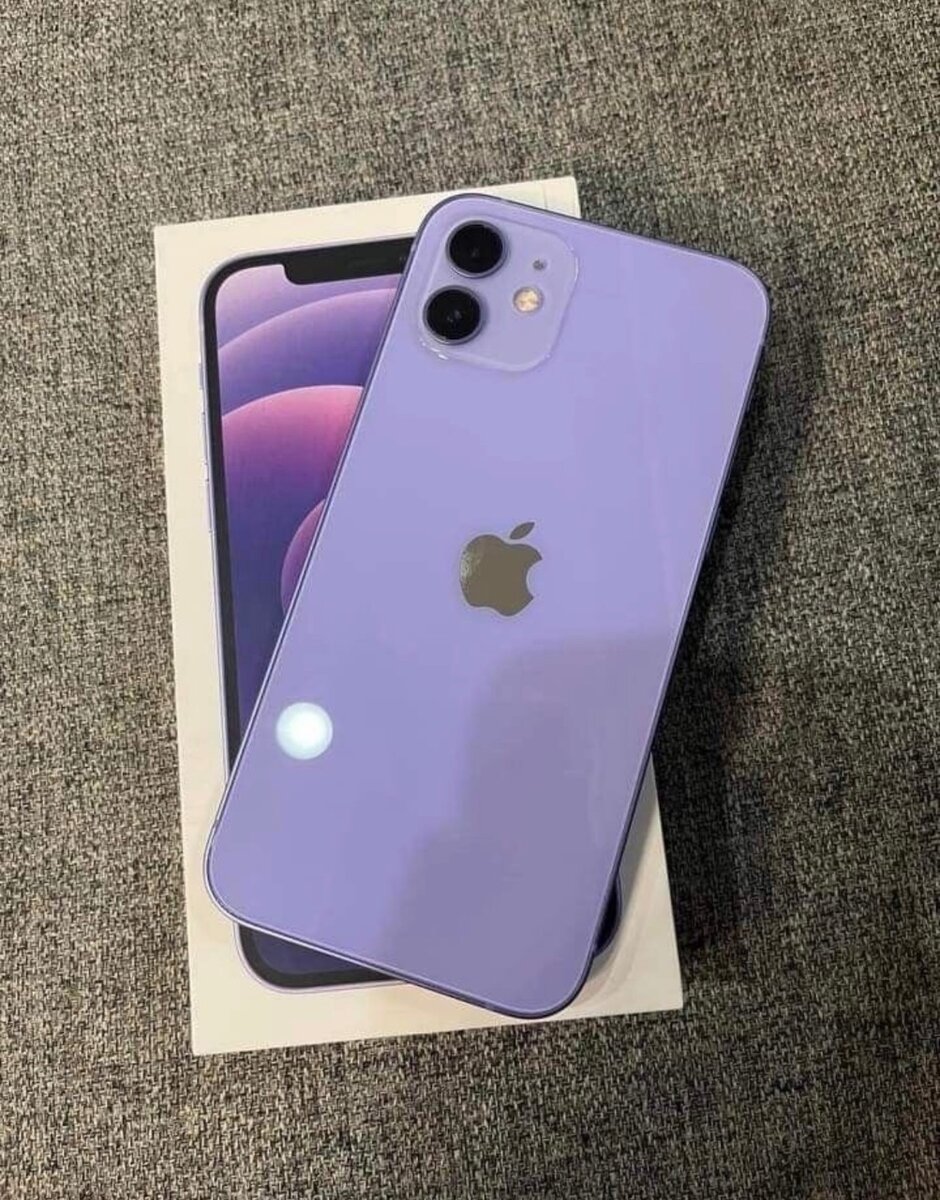 iPhone 12