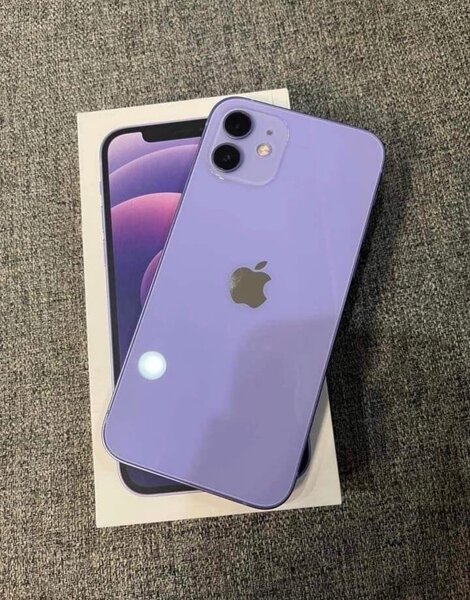 iPhone 12