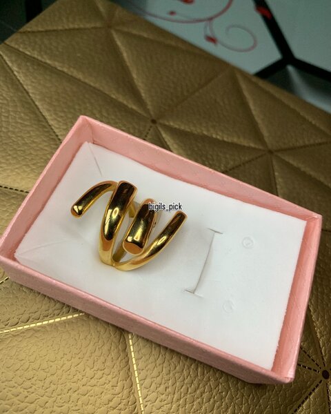 Vintage rings