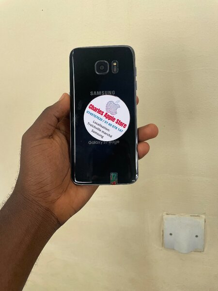 Samsung Galaxy S7 Edge 32g quasiment neuf Kao