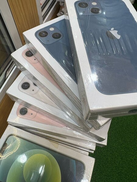 iPhone 13 128g