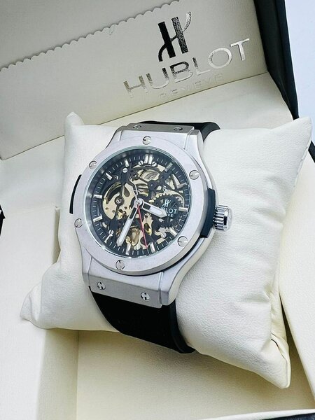 Montre hublots