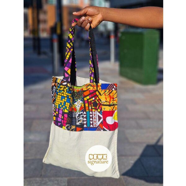 Tote bag