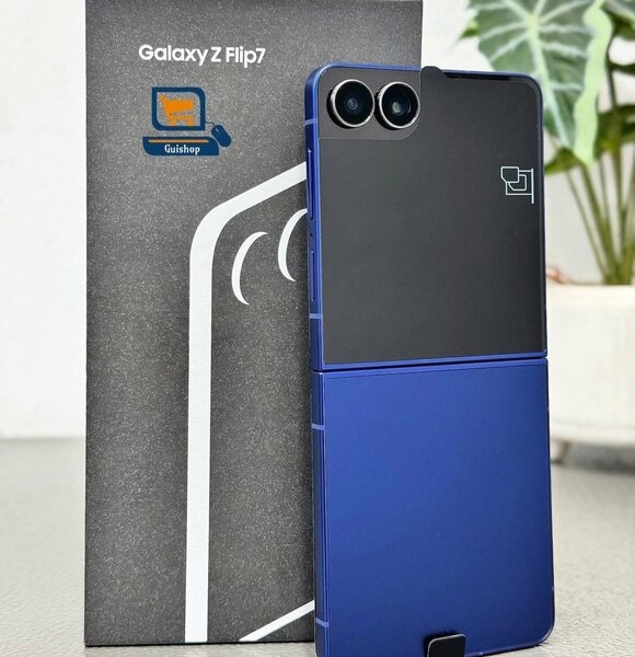 Samsung Galaxy Z Flip7