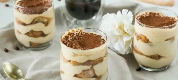 Délice de Tiramisu en Verre