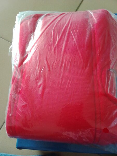 Porte-bébé ergonomique rouge