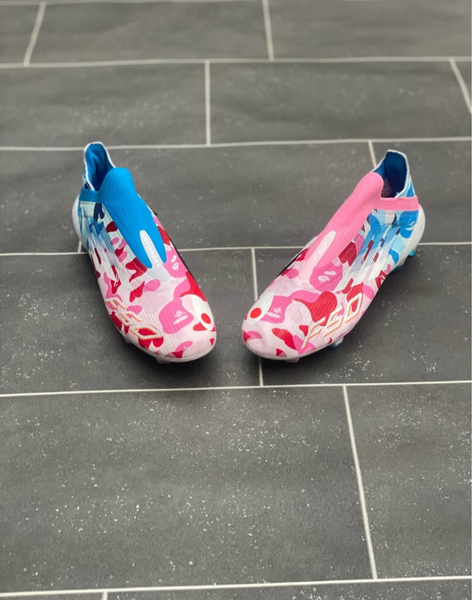 Chaussures de football colorées