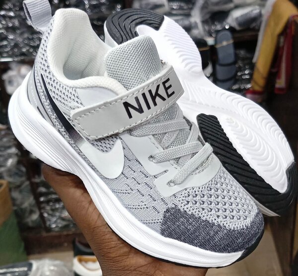 Chic chaussure pour enfant