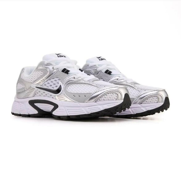 Nike V5 RNR