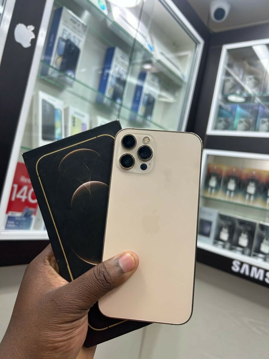 iPhone 12 Pro Max