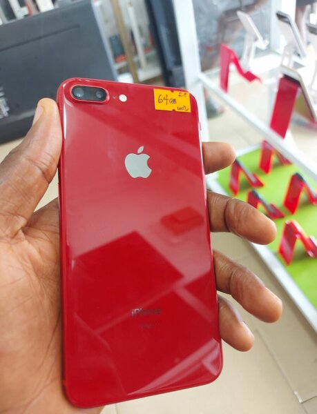 iPhone 8 Plus