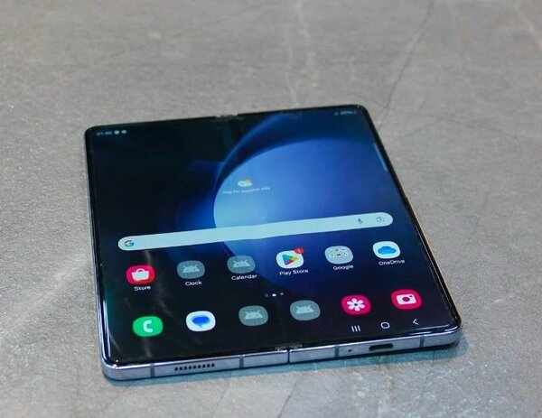 Samsung Z Fold 5