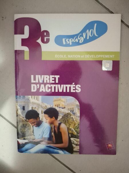 Livre d'activités Espagnol 3e