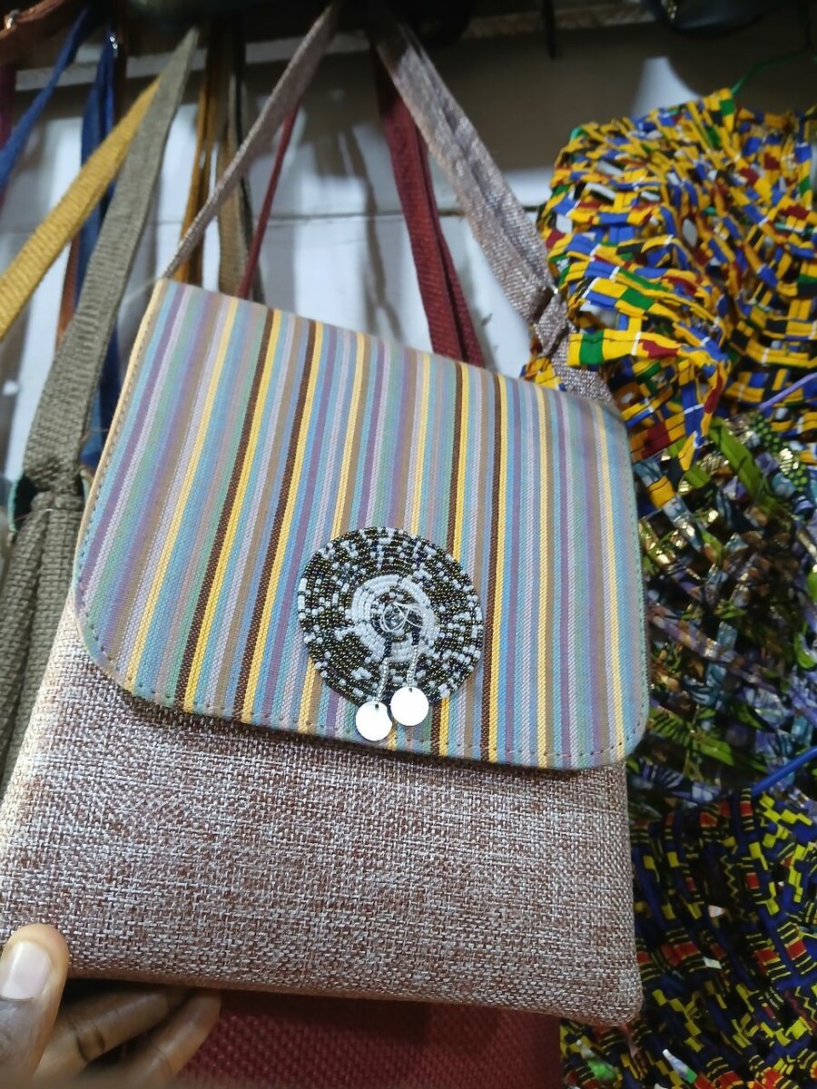 Handbag