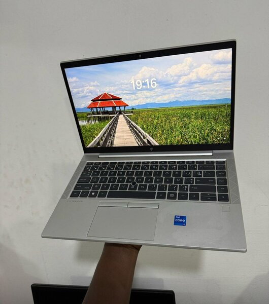 HP 840 G8 Core I7