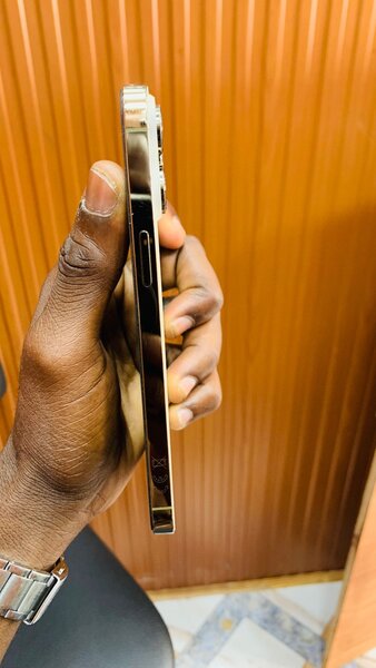 iPhone 14 pro Max 256 giga CE
