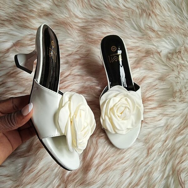 Slipper heels