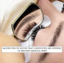 Lash mirror