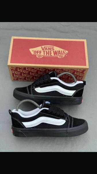 Vans Old Skool Sneakers