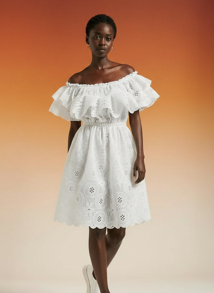Robe dentelle court