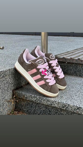 Sneakers marron et roses