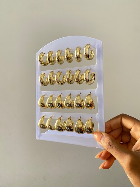 Statement earring