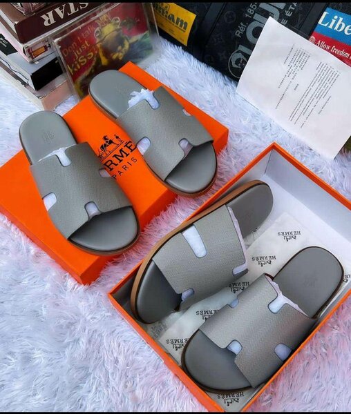 Fashion slippers