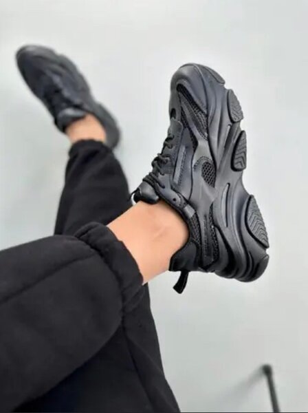 Adidas plus